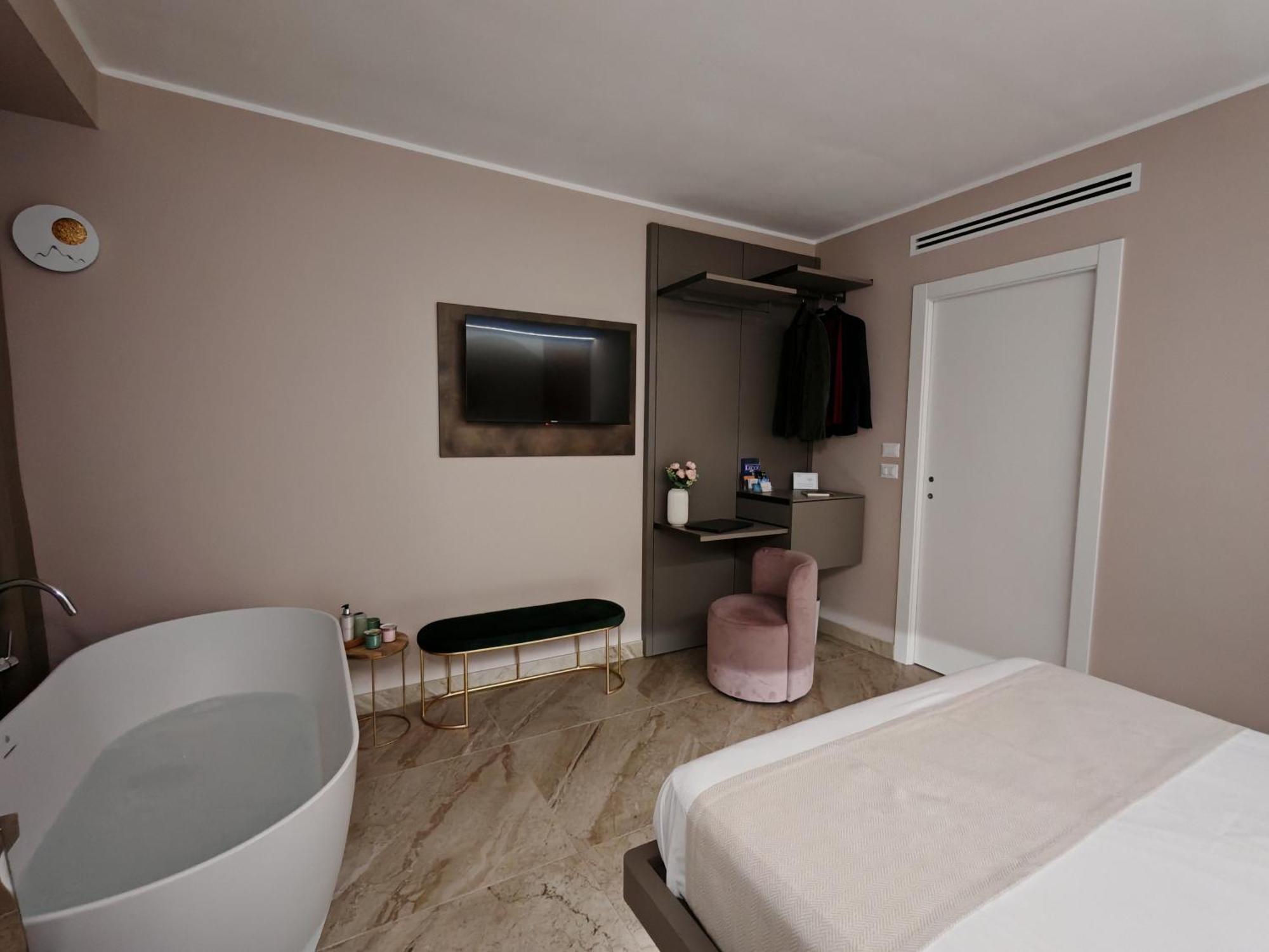 Effe4 Lovely Room Bari Luaran gambar