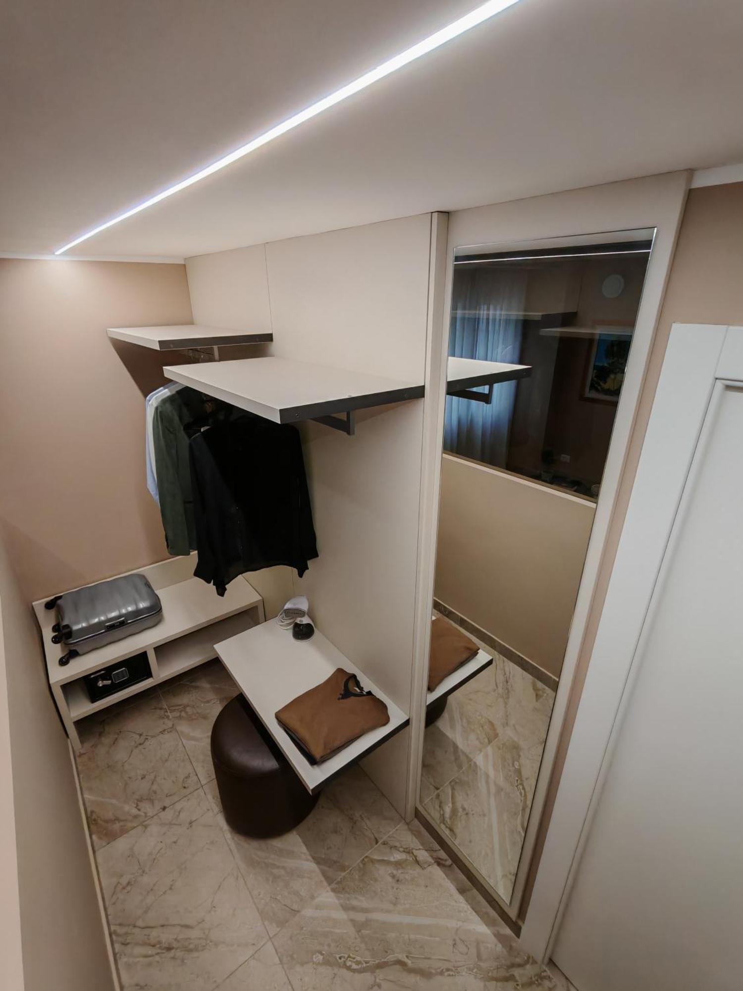 Effe4 Lovely Room Bari Bilik gambar