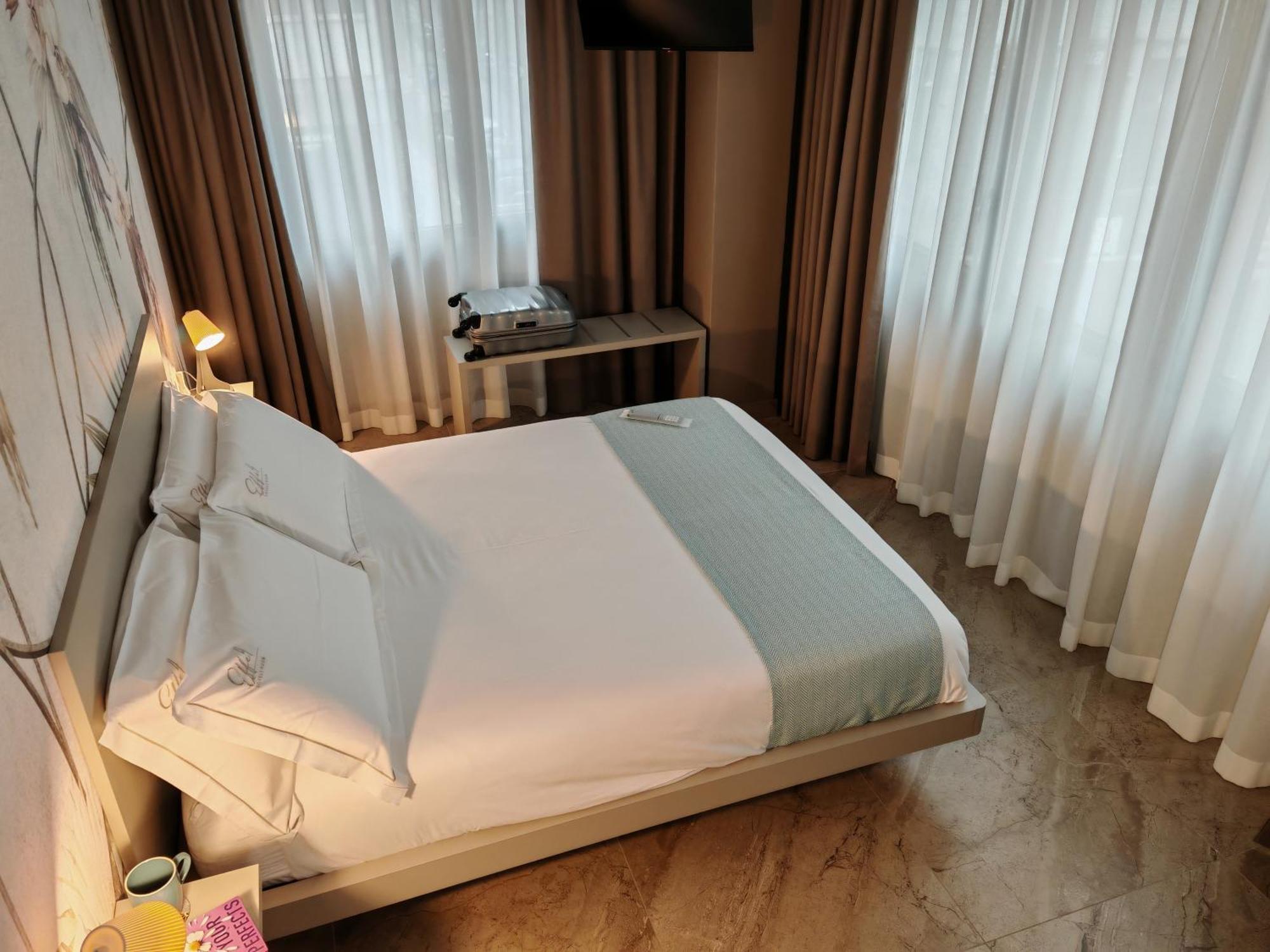 Effe4 Lovely Room Bari Bilik gambar